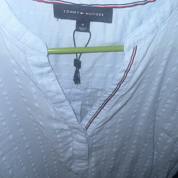 Tommy Hilfiger women’s top - Picture 3 of 4